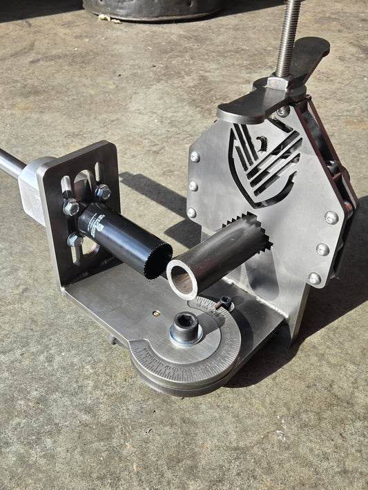 Guillotine tube notcher